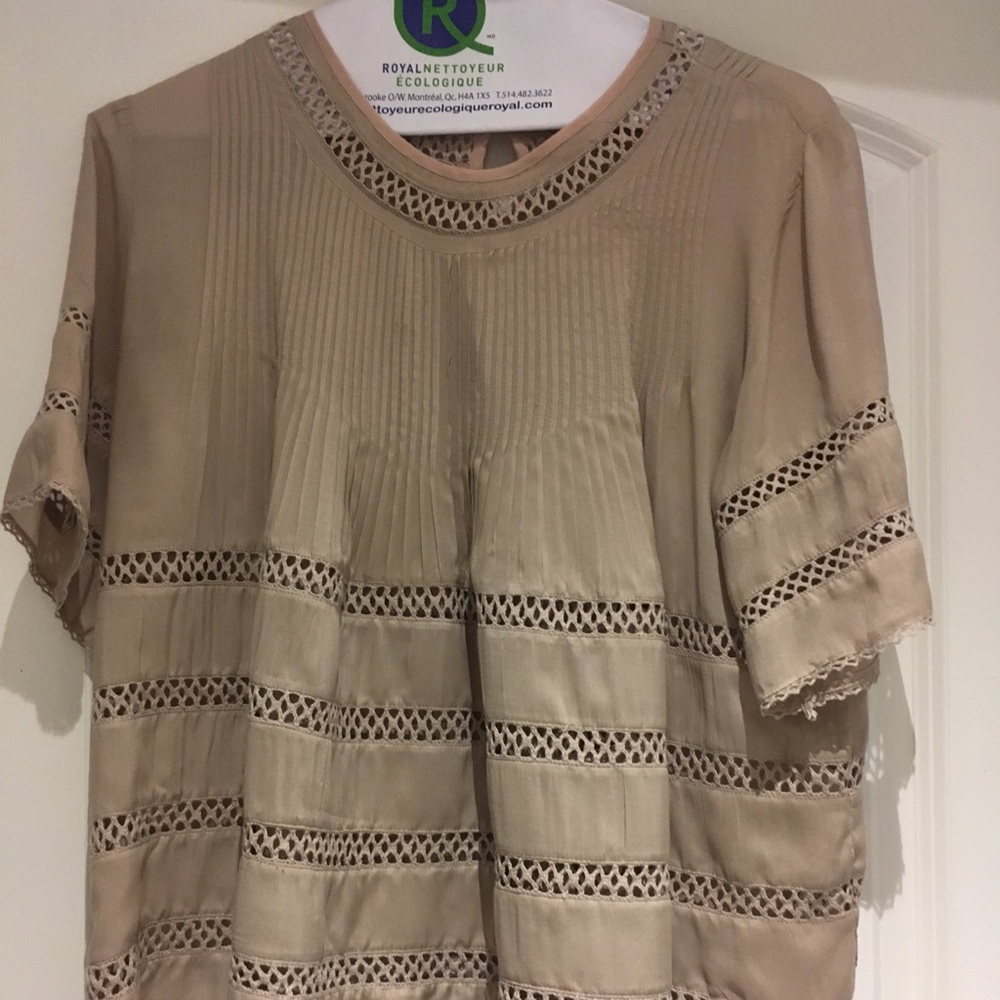 Wilfred top